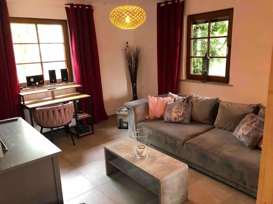 Willkommen Im Casa Felice, Der Wohlfuehl Oase Mit Balkon, 4 Betten Und Homeoffice Platz Aidlingen Exterior foto